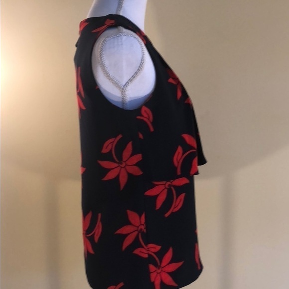 Banana Republic Navy and Red Floral Top - Picture 4 of 8